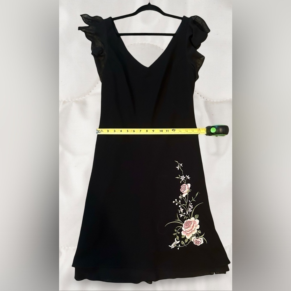 SL FASHIONS💓SZ M💓BLACK FLUTTERED SLEEVE CHIFFON DRESS W ROSE TRIM OPEN BACK - Picture 12 of 16